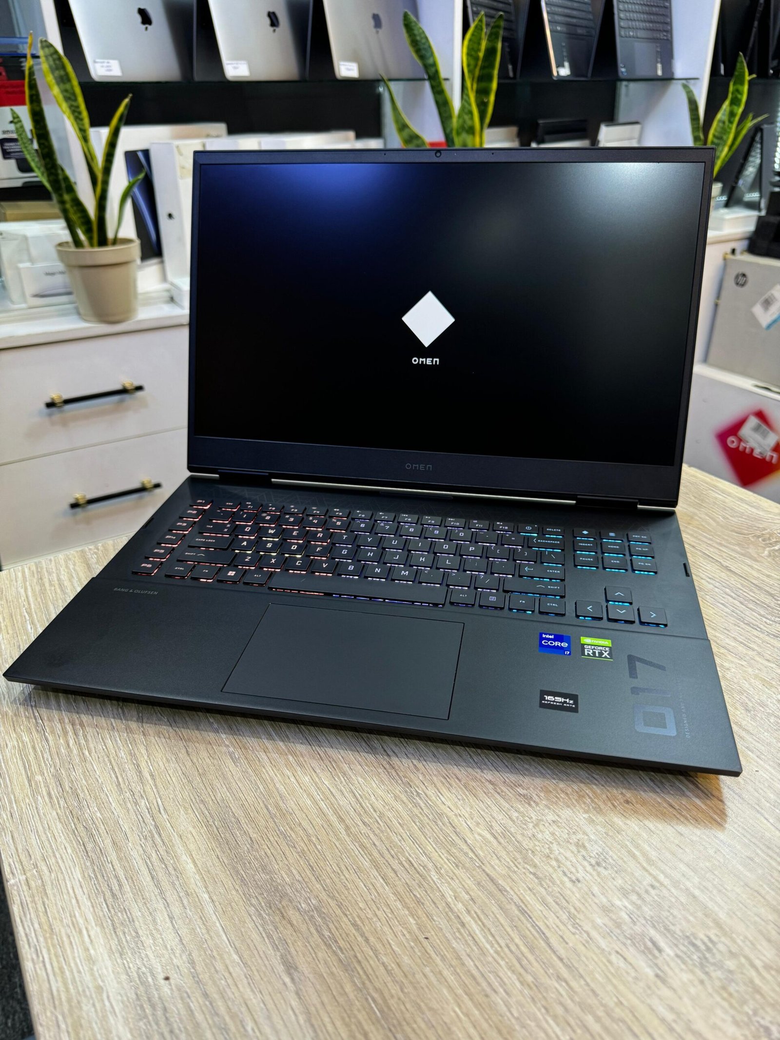 Hp Omen 17 Core i7 12th Generation 22Cpus 2.5Ghz 16gb Ram 512gb SSD 6gb Nvidia GeForce RTX 3060 Dedicated Graphics 165Hz Refresh Rate in Kenya - Yes Gadgets Ke