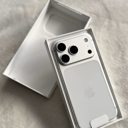 iPhone 17 Pro Max 256gb internal storage, Simcard, Silver, Brand New (I.T)