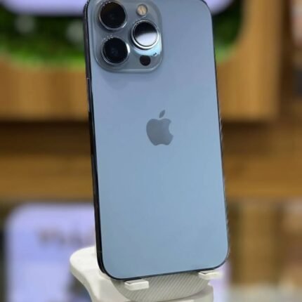 Ex UK iphone 13 pro, 256gb internal storage, all colours (I.T)